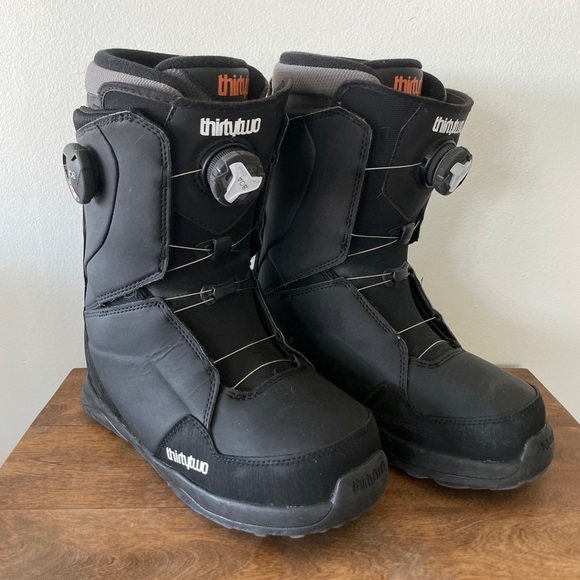 32 Thirty Two Black Lashed Double Boa Black Snowboard Boots - Picture 7 of 12